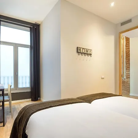Rent Top Rambla Catalunya Apartment