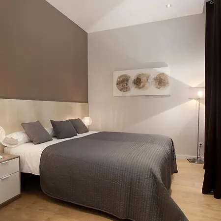 Rent Top Rambla Catalunya Apartment *