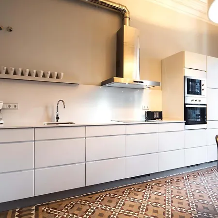 Rent Top Rambla Catalunya Barcelona