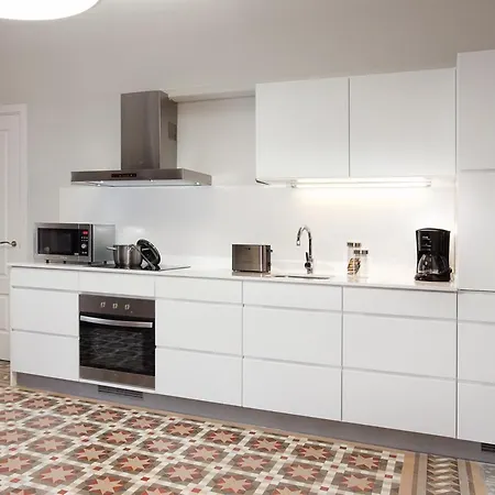 Rent Top Rambla Catalunya * Barcelona