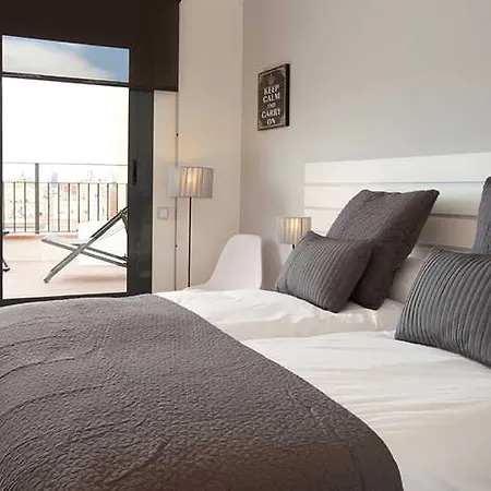 Rent Top Rambla Catalunya Apartment Barcelona