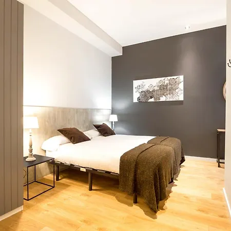 拉姆布拉加泰罗尼亚出租公寓