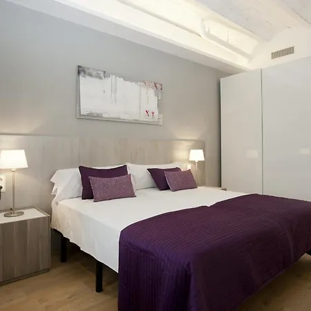 Rent Rambla Catalunya Barcelona